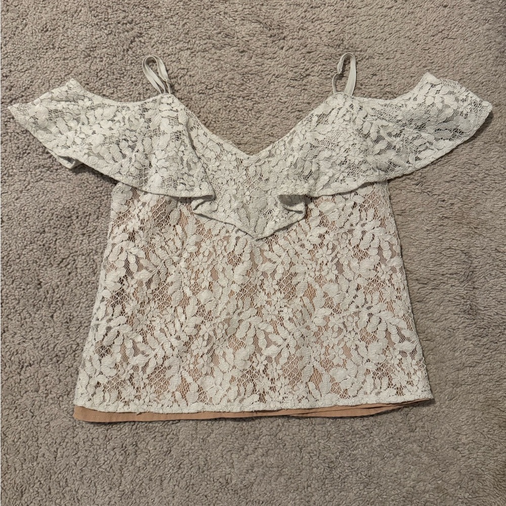 WAYF XS grey lace cold shoulder shirt